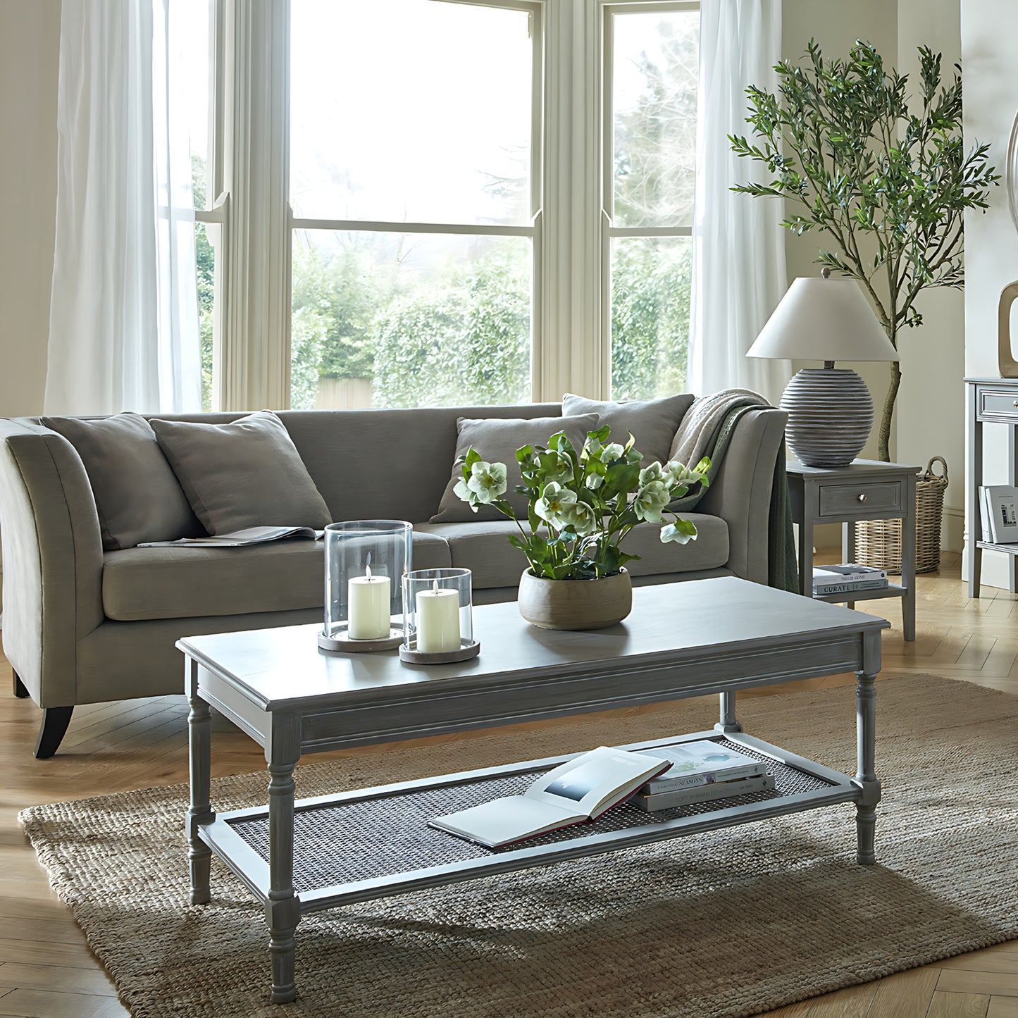 Refined Oak One-Drawer Side Table